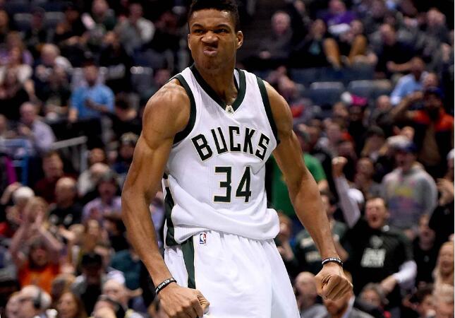 顶级技术和顶级天赋字母哥,字母哥的辛酸历史