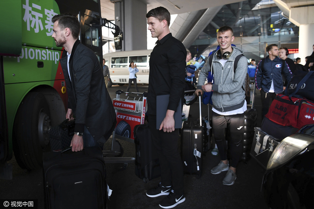 冰岛智利阿曼,冰岛国家队回国