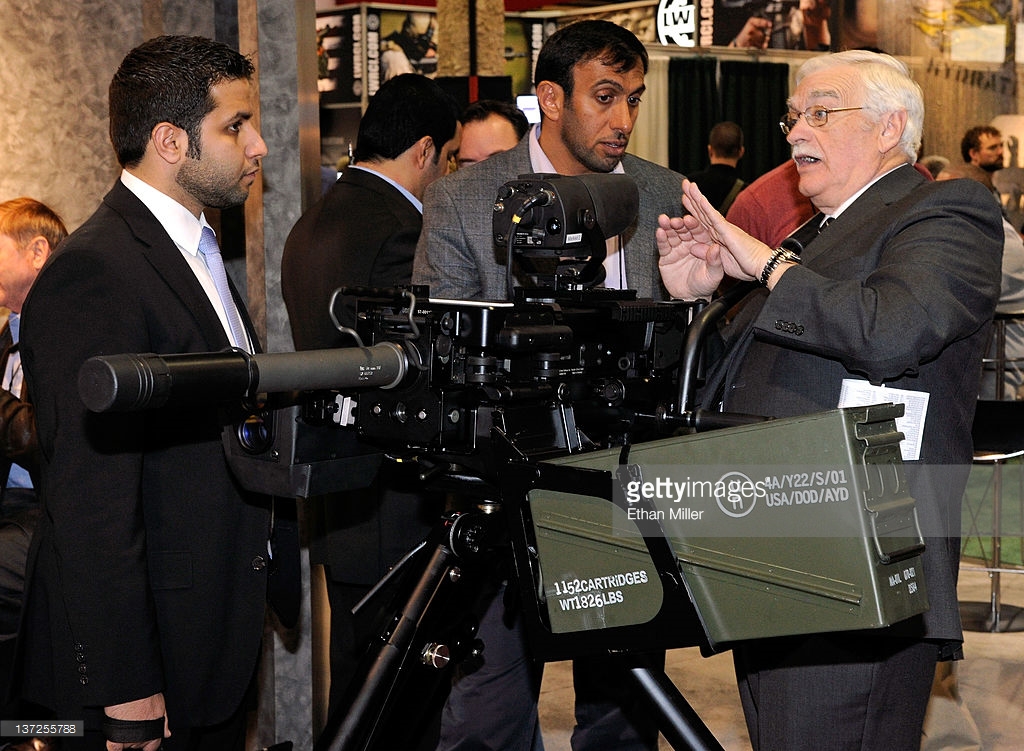 中东土豪范儿就是大，2大*火军**公司产品很多，巡逻艇都很科幻