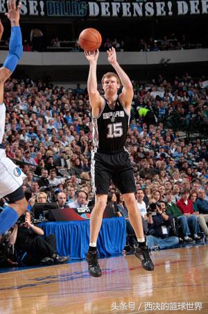 巅峰弹跳几个火柴盒马刺队魂凭什么成为波波维奇最看重爱徒？