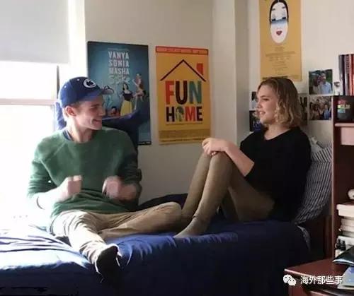 她允许摄影师跟拍变性全过程获得全家支持