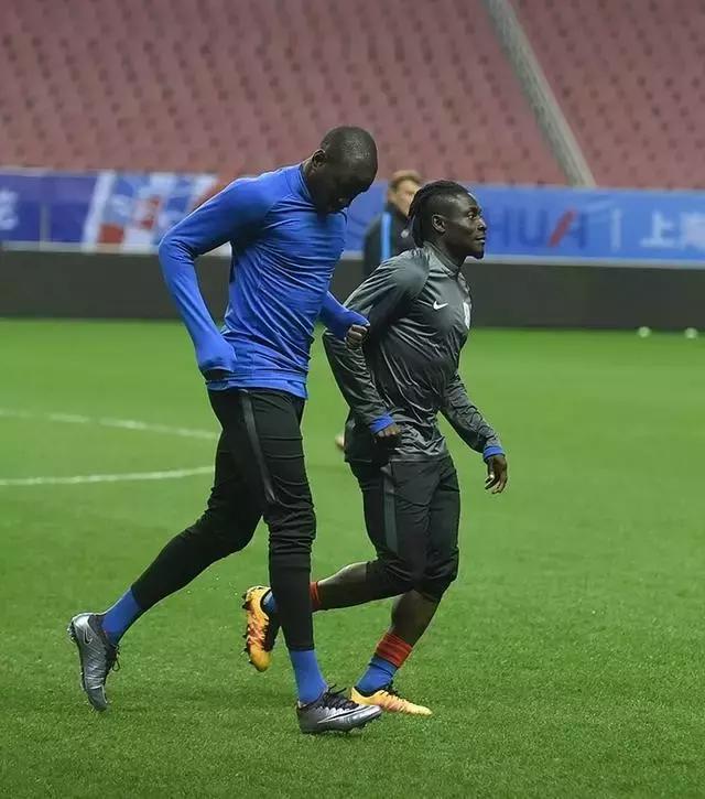 周末读人｜特维斯的去留，“十里洋场”还是“潘帕斯草原”？