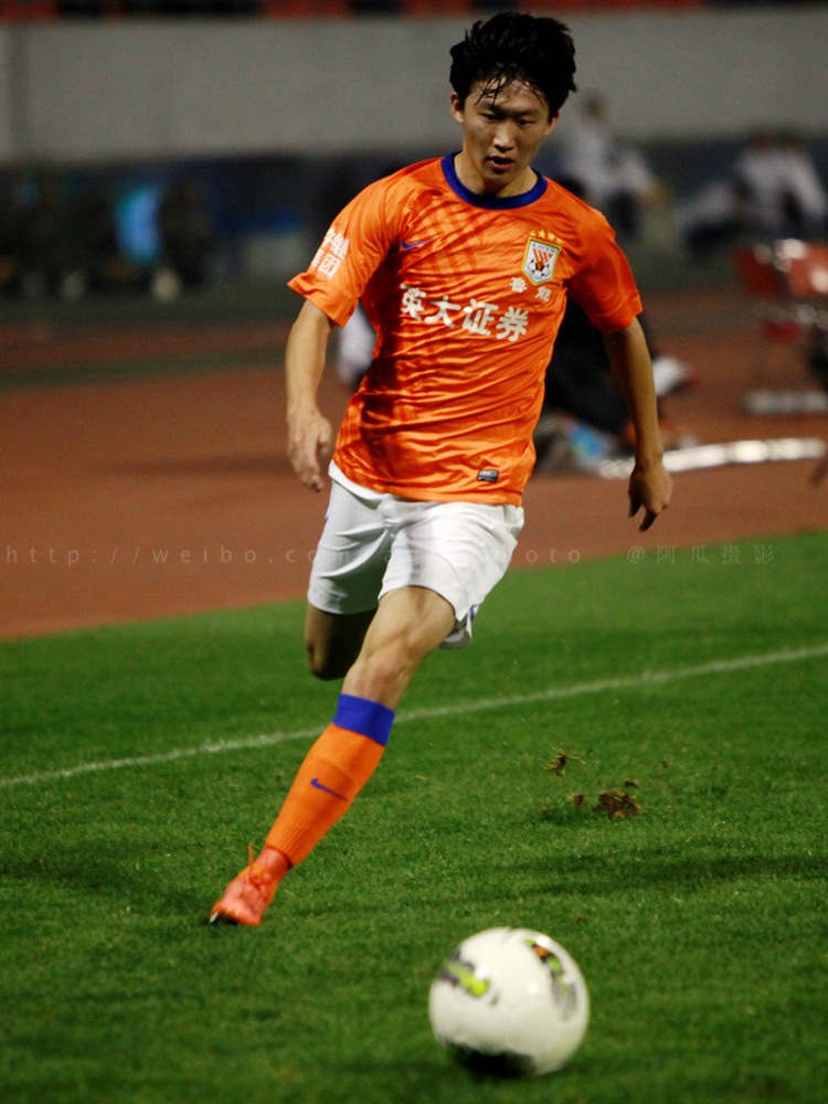 鲁能球衣正版球衣,鲁能新赛季球衣