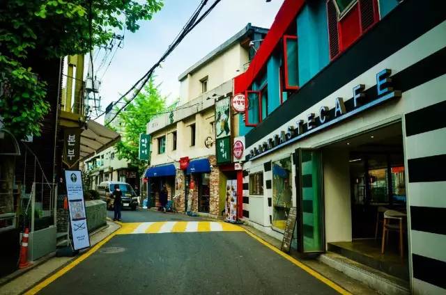 牵手闺蜜的正确方法,牵手闺蜜旅游