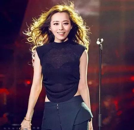 唱歌喉咙用力有什么影响,唱歌怎么摆脱喉咙用力