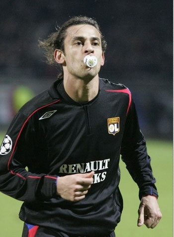 足坛十大经典庆祝动作,足坛十大惊人庆祝动作