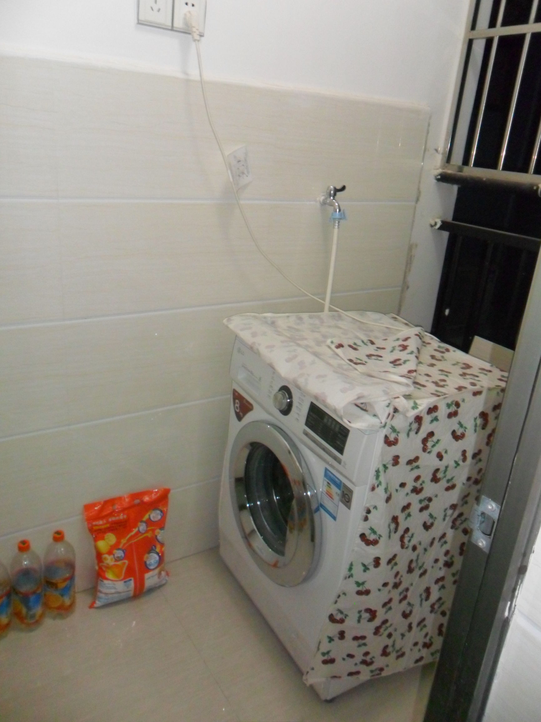 装修房子没有预留洗拖把池怎么办,老公房装修要换掉铸铁污水管吗