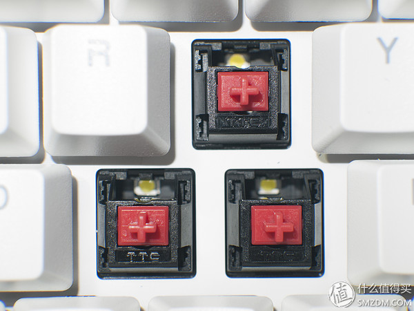 悦米机械键盘反应迟钝,悦米mk01机械键盘