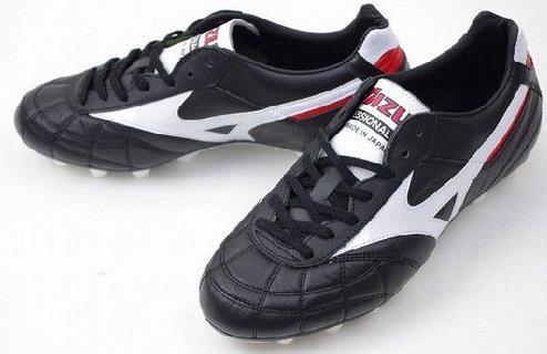 实战鞋足球,可以出街穿的实战足球鞋