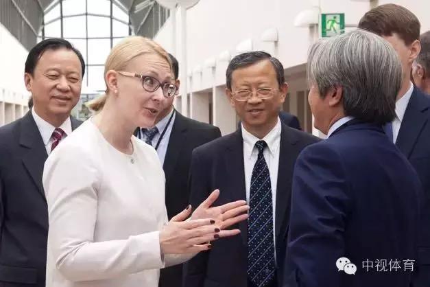 圣诞老人高峰,高峰老人