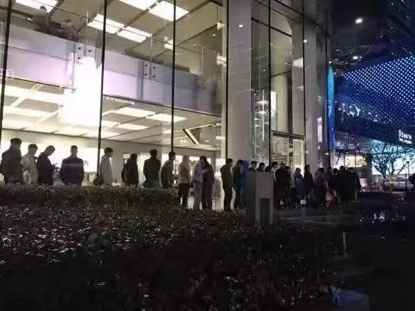 你见过清晨一点的上海,你见过清晨过后的上海吗