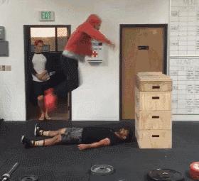 健身必练股四头肌,健身练腿的王牌动作