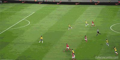 足球特效大片视频,足球进球gif特效图片