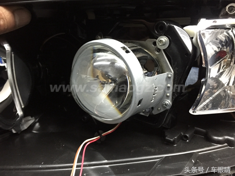 奥迪a6l灯光使用教程视频,老款奥迪a6l车灯怎么关闭