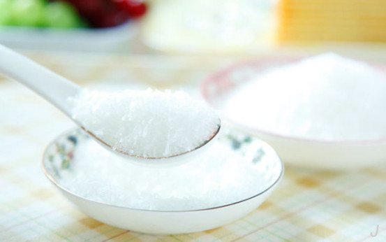 不要因为无知落下一身月子病,月子里不被人照顾落下一身月子病