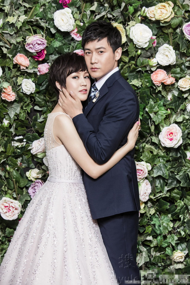 从校服到婚纱12年的爱情长跑,从校服到婚纱相恋7年