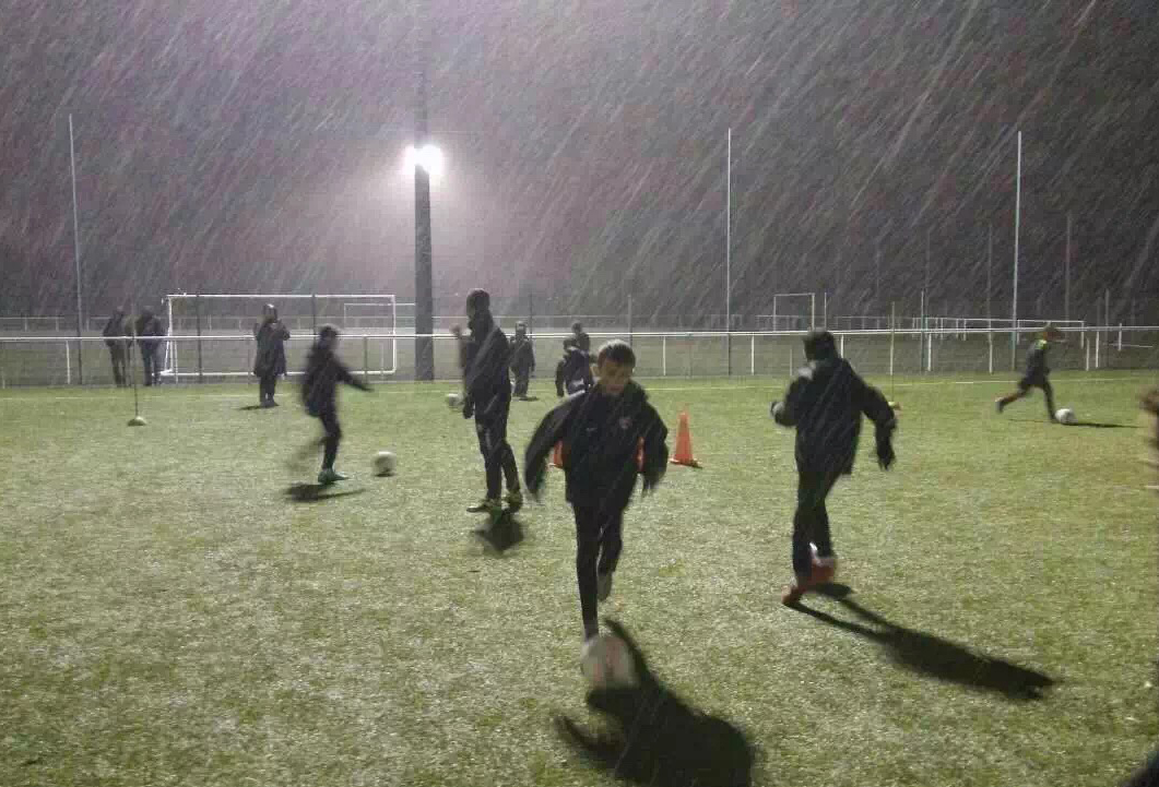 黎教练展示讲解,黎教练现场教学