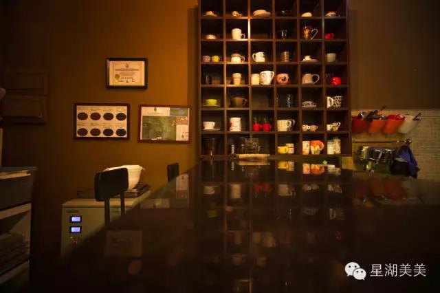 肇庆岩前村全景图,肇庆岩前村土豪村