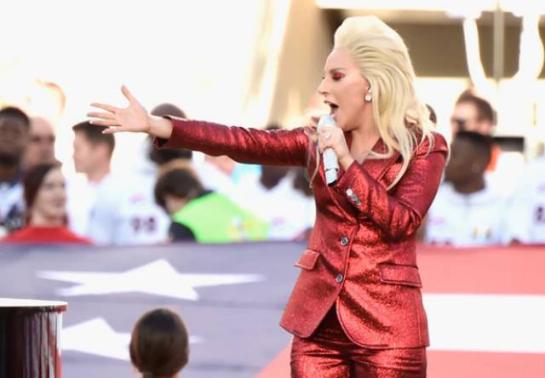 ladygaga碧昂丝雷哈娜,nfl超级碗中场秀ladygaga