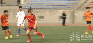 鹿晗踢球什么水平,鹿晗踢球球水平