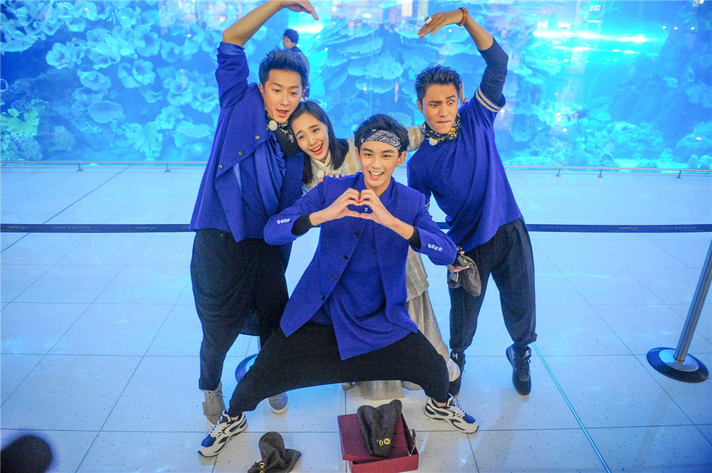 《二十四小时》本周带你饱览迪拜风情两队长放大招求胜