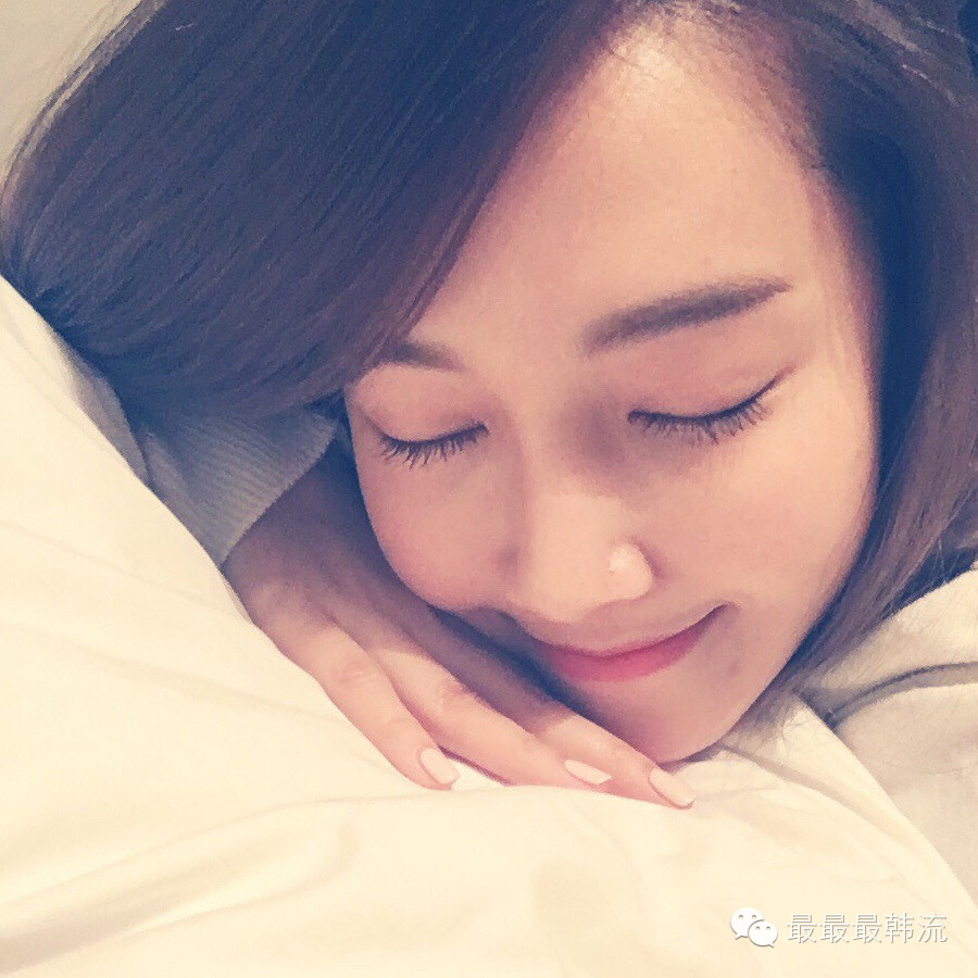 女生被男生帅到名场面,女生帅到被女生撩