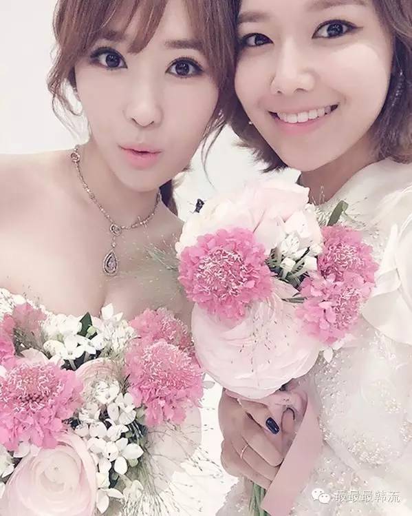 女生被男生帅到名场面,女生帅到被女生撩