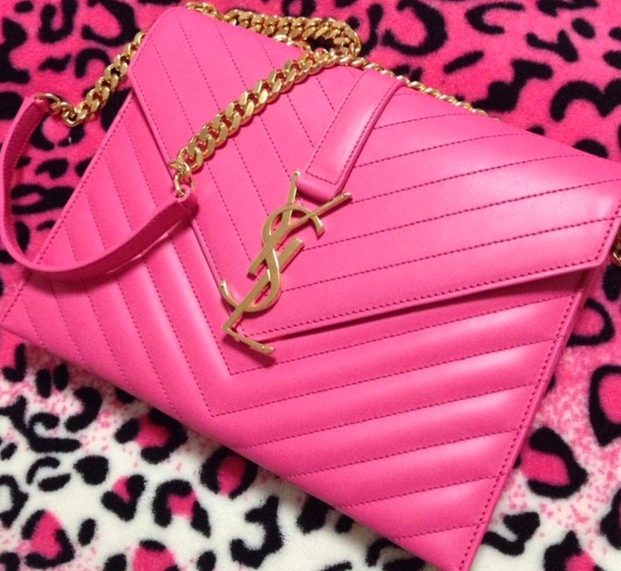 法兰克福机场免税店必买清单,全球十大机场免税店购物攻略