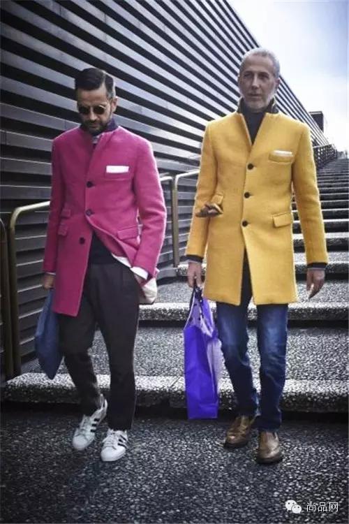 男士红色运动鞋子怎么搭配衣服,165男士增高运动鞋搭配裤子