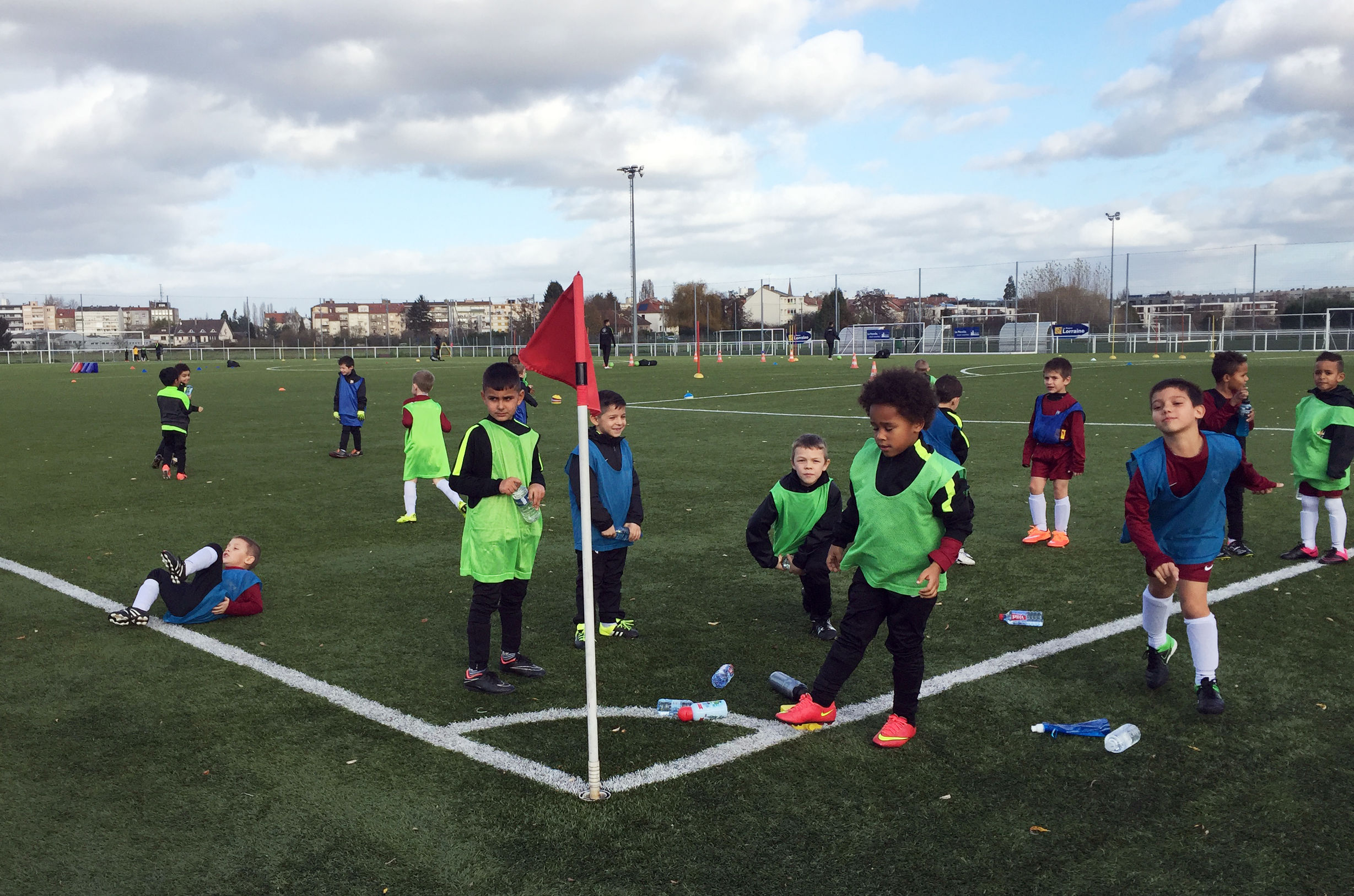 黎教练展示讲解,黎教练现场教学