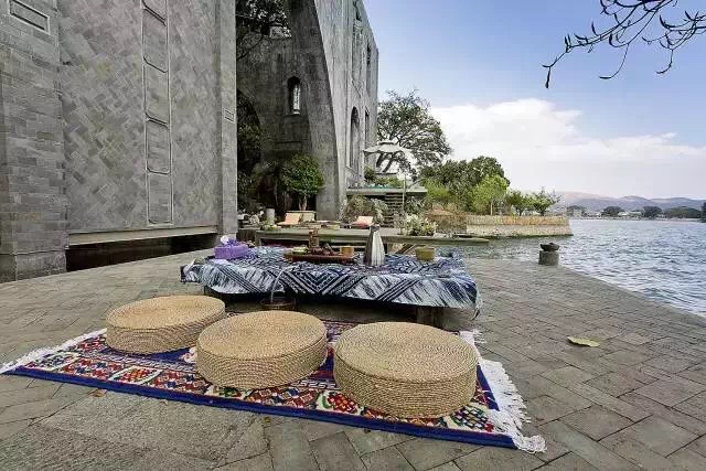 杨丽萍的太阳宫是在泸沽湖吗,鲁豫采访杨丽萍的太阳宫视频