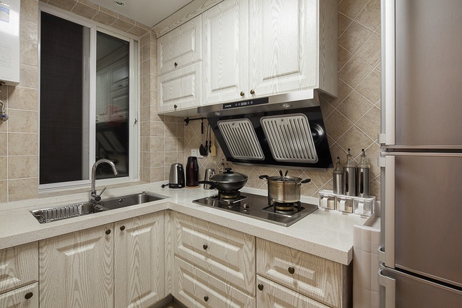 厨房水槽漏水怎么准确找到漏水点,厨房水槽缝隙漏水的解决方法