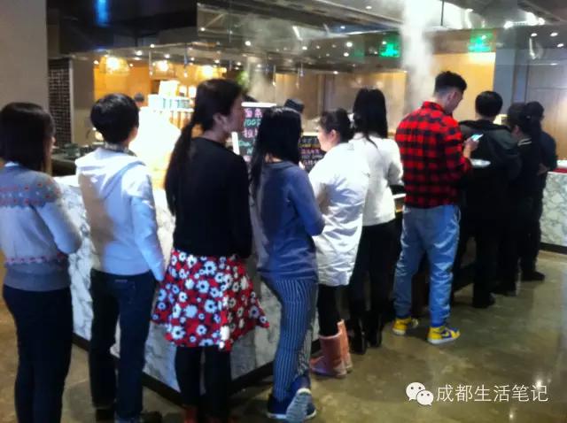 成都性价比最高的五星酒店自助餐，148吃到扶墙走