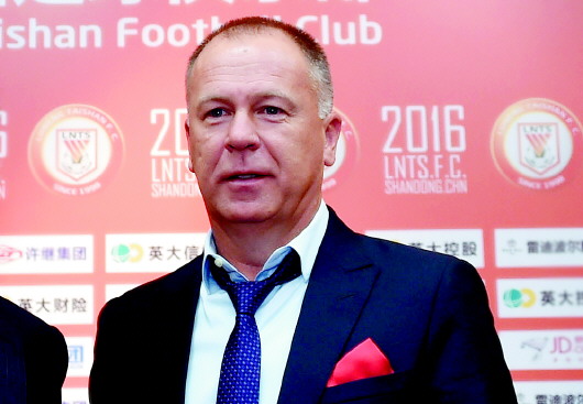 从最渣后防天团到亚洲最贵防线,鲁能才是新赛季的主角?