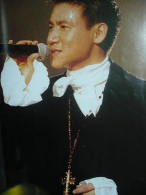 张学友谈表情包演唱会,歌神张学友演唱会震撼全场