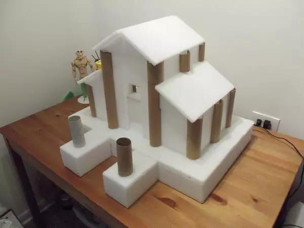 城会玩！这个妈妈卫生纸卷筒这么用，省下了一半玩具钱！