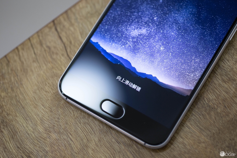 魅族PRO5足以秒杀小米5配置半年暂无产品超越！