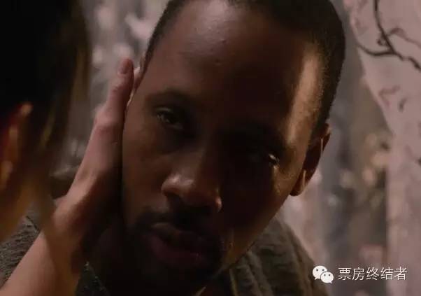 他从没拍过烂片，但这一部烂片就是他出品的《铁拳无敌》昆汀