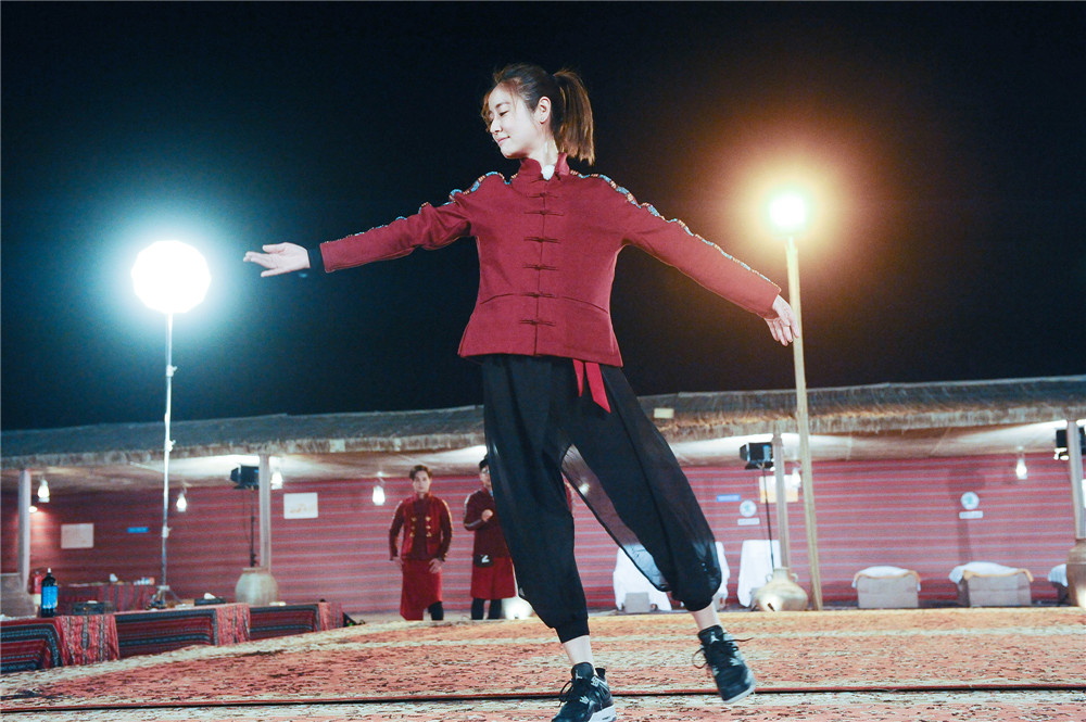 《二十四小时》本周带你饱览迪拜风情两队长放大招求胜