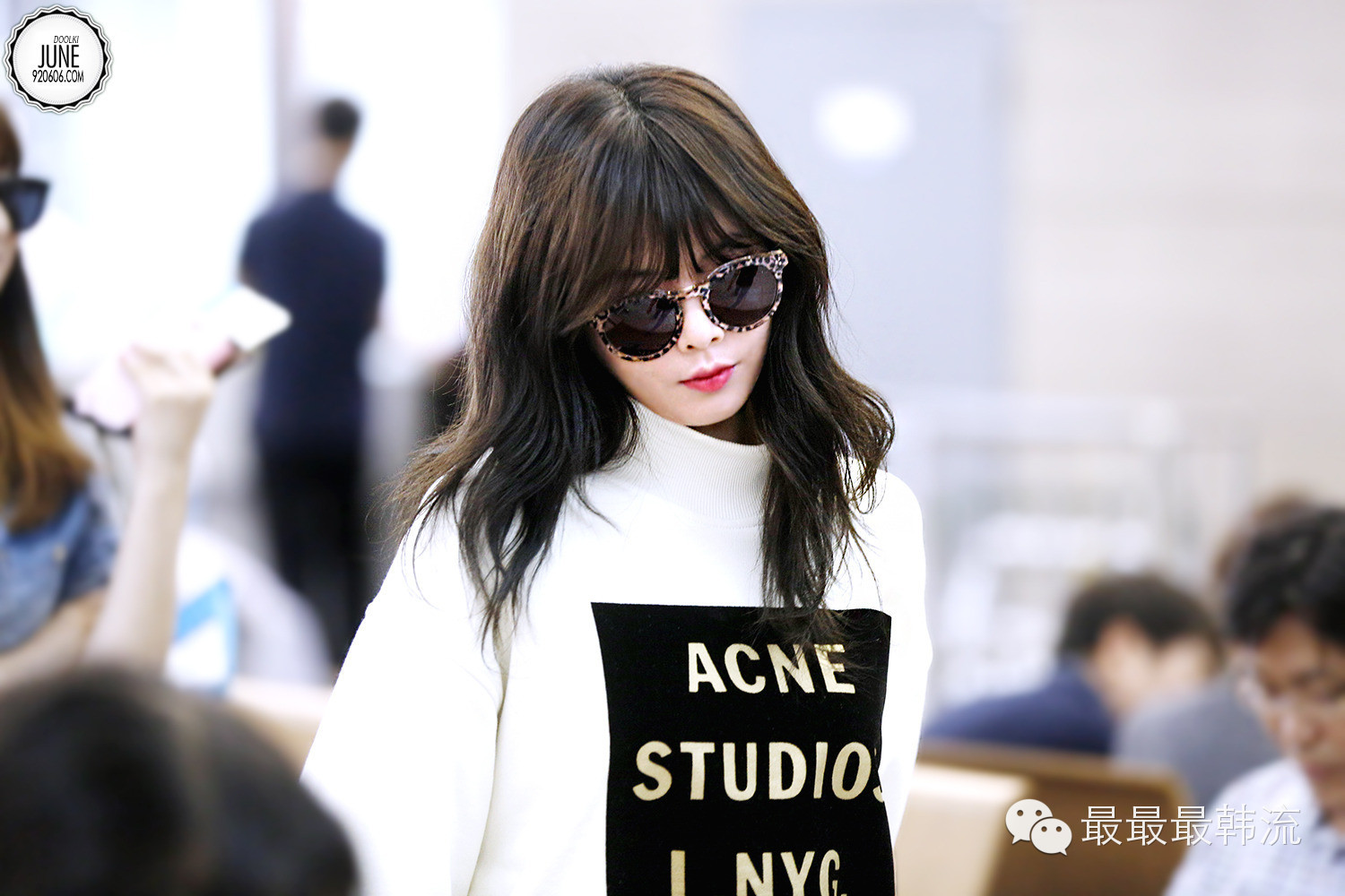 女生被男生帅到名场面,女生帅到被女生撩