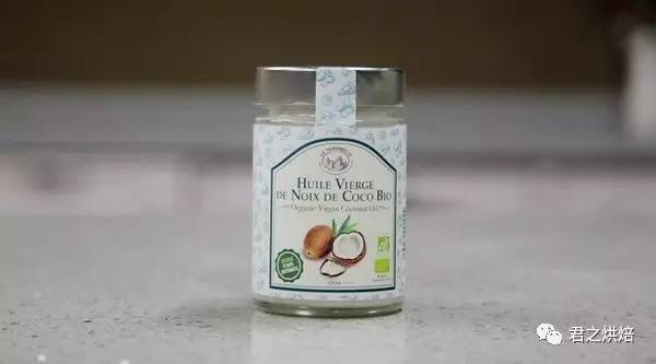 椰子油戚风蛋糕,6寸加8寸椰子油戚风蛋糕做法