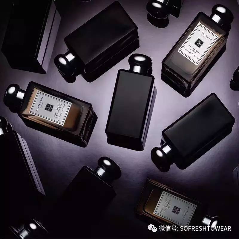 穿50公斤仙女服的王菲，就让她继续成为一段传说好了