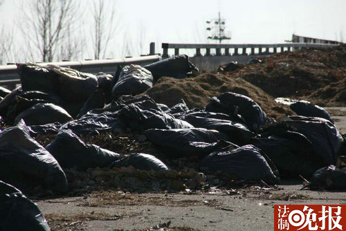 立交桥垃圾,立交桥废旧