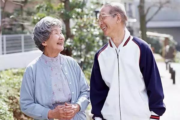 内热外寒吃啥药效果快,内热外寒感冒怎么下火