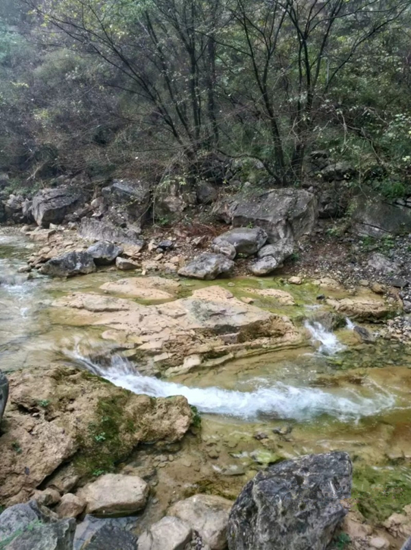 山清水秀青龙峡视频,山清水秀青龙峡