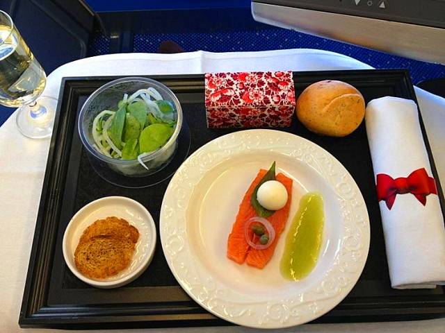 世界十大航空飞机餐,世界各国飞机餐大比拼