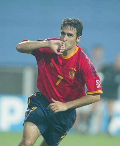 足坛十大经典庆祝动作,足坛十大惊人庆祝动作