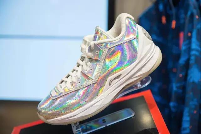 又是成都？WayOfWade5生日配色在新店全球首发！