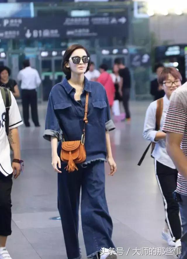 王菲复出后背的第一只包居然是它？