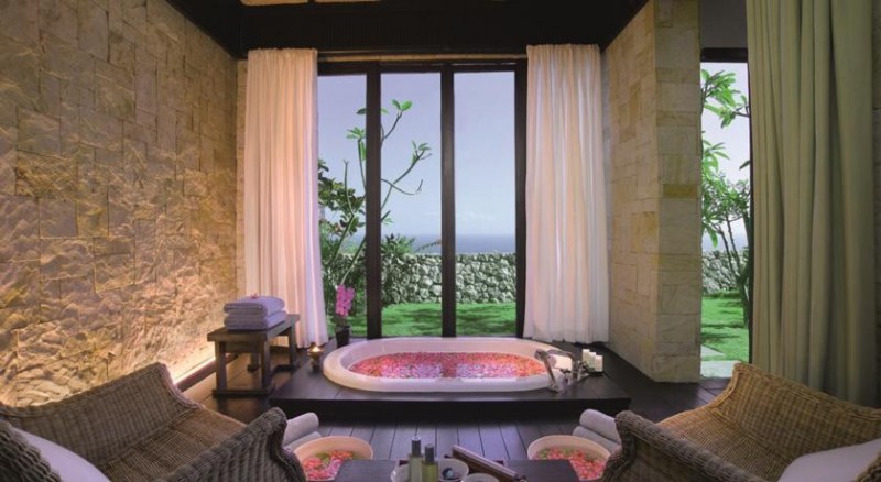 来巴厘岛泡澡,来巴厘岛住哪里